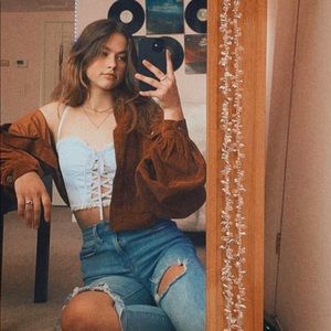 Meet your Posher, Riley